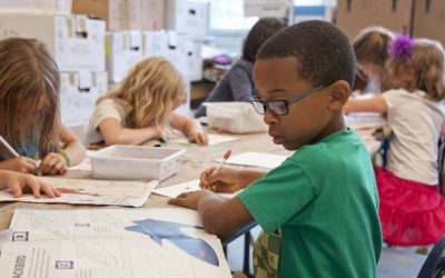 Comment l’école numérique transforme-t-elle nos enfants en cyborgs de la connaissance ?