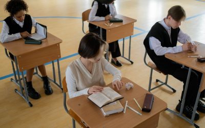 La Formation Numérique Va-t-elle Remplacer les Diplômes Universitaires ? Révélations et Enjeux
